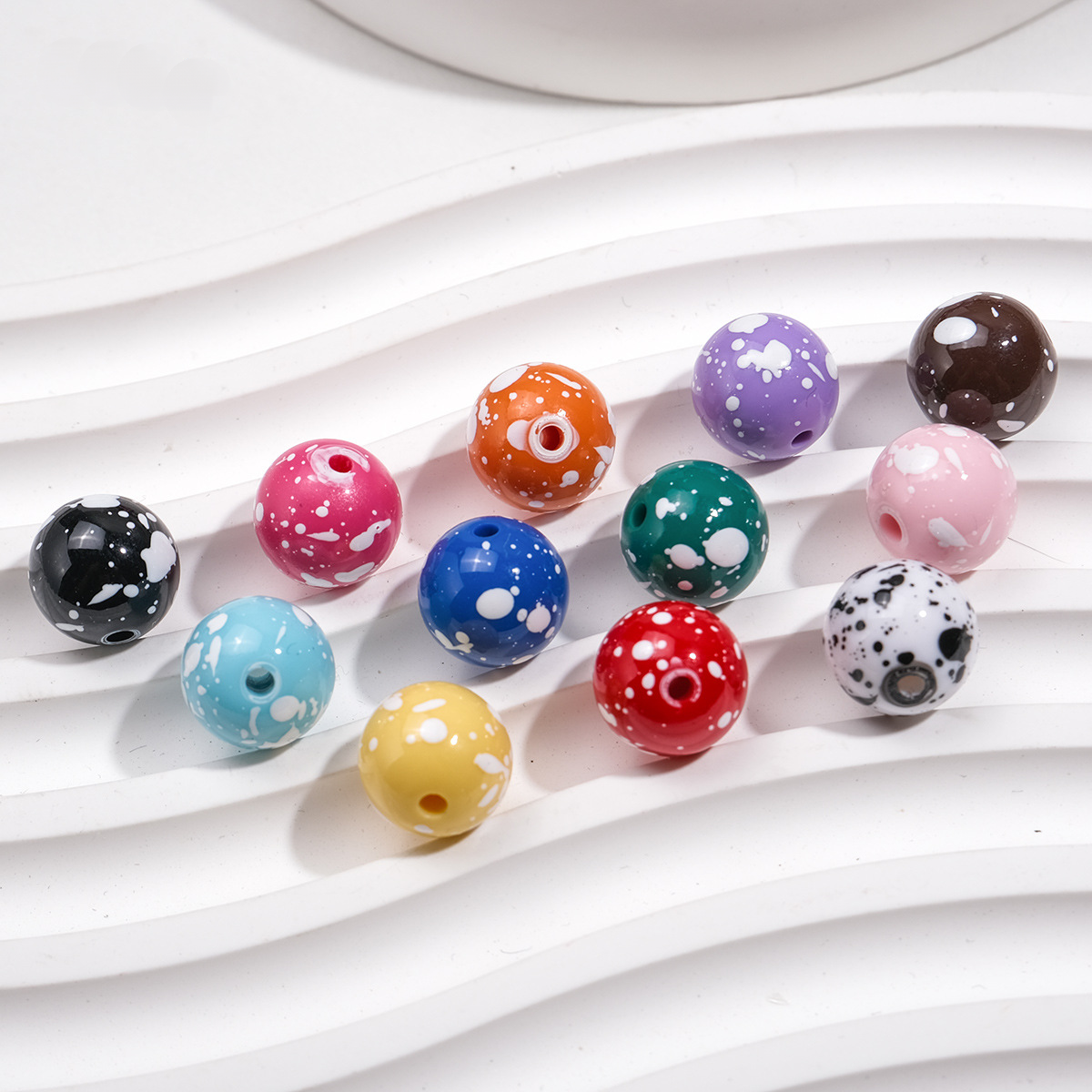 16mm Colorful Graffiti Ink Spots Acrylic Straight Hole Beads - Beadable Cat