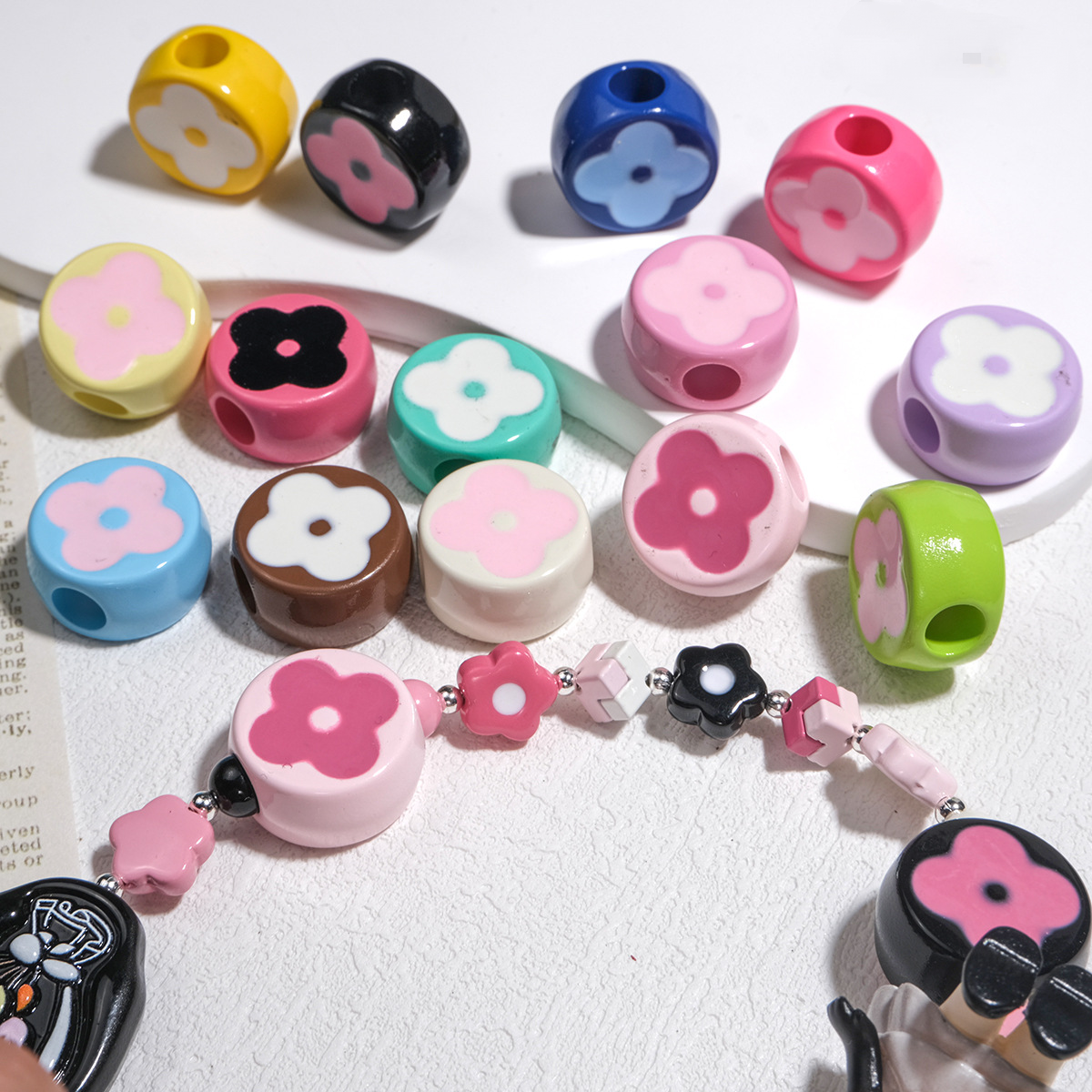 10pcs Vintage Flower Silicone Beads - 18mm Four-Leaf Clover Focal | Acrylic Bead for DIY Bracelet Keychain Jewelry Making