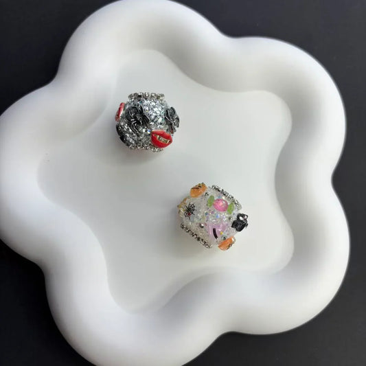Halloween Intricate Metal Spider Blood-red Lips Beads