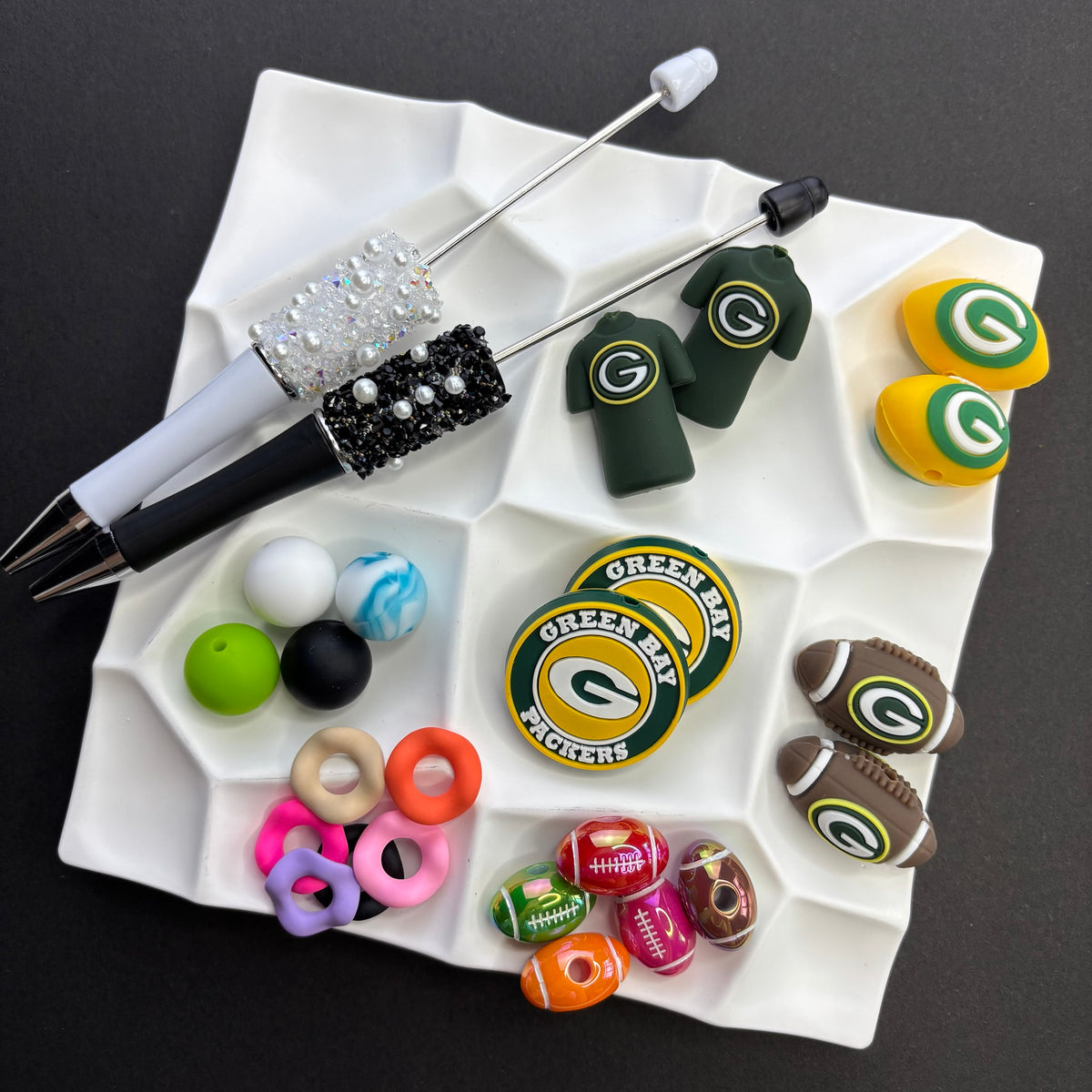 NFL Team Silicone Bead Set –NFL Team Combo Packs | DIY Sports Fan Bracelet & Keychain Craft Bead