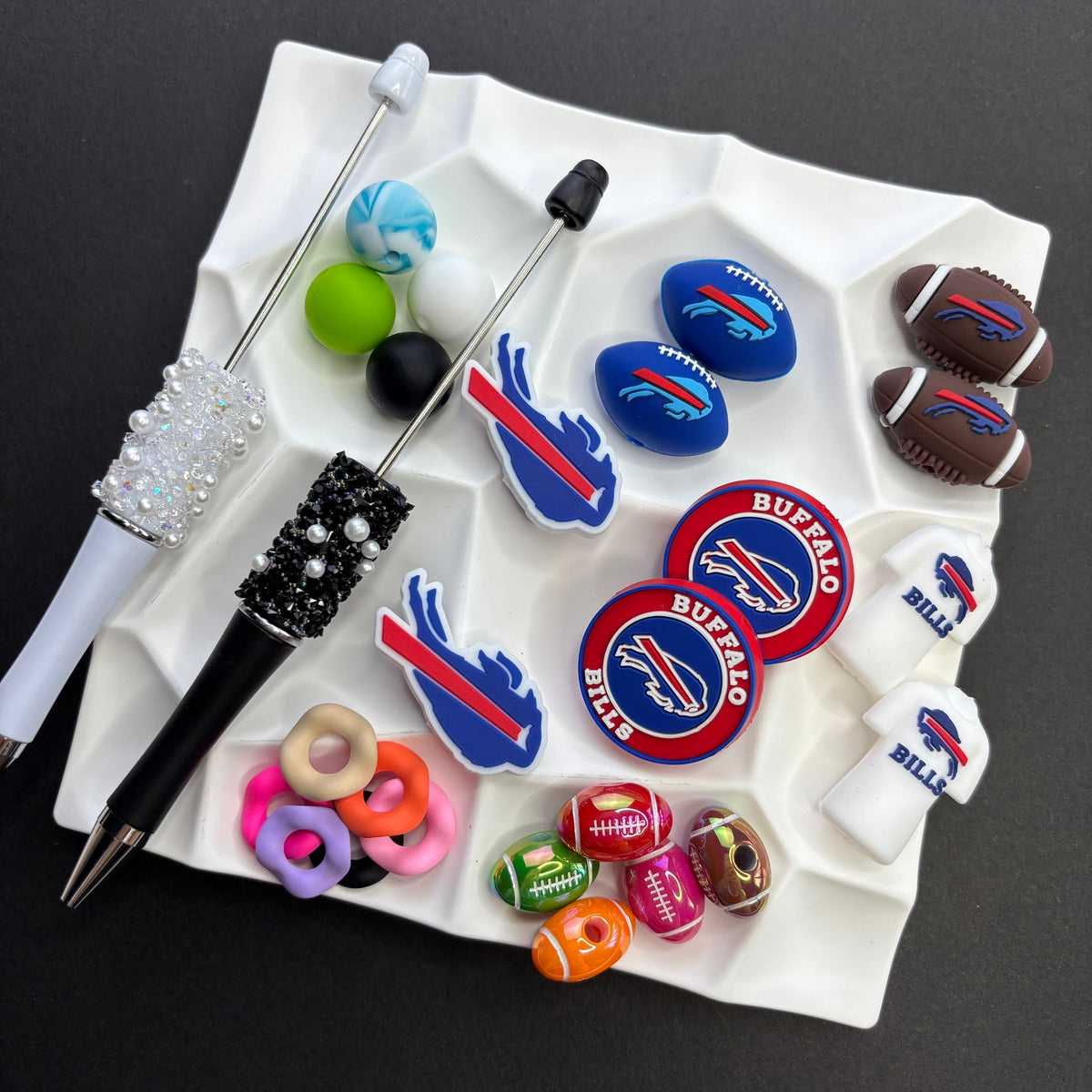 NFL Team Silicone Bead Set –NFL Team Combo Packs | DIY Sports Fan Bracelet & Keychain Craft Bead