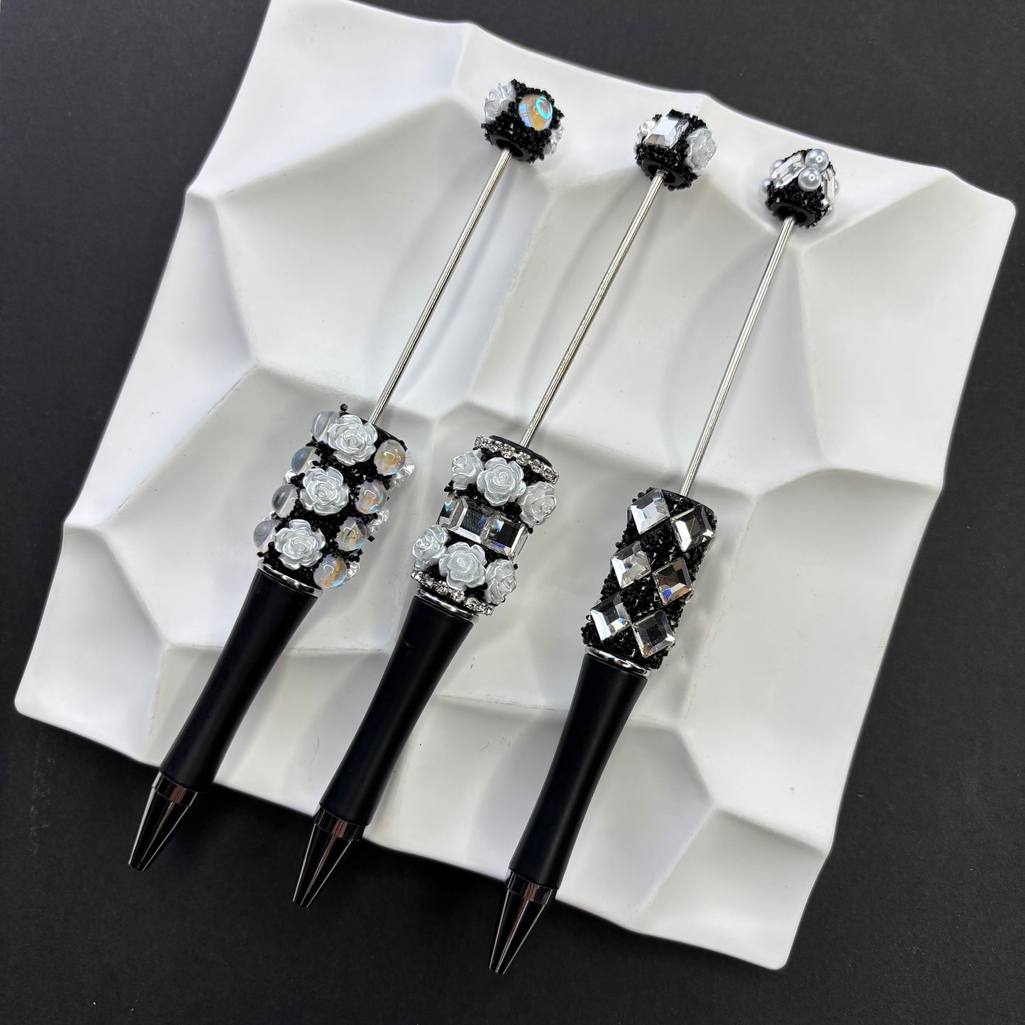 Handmade Diamond Inlaid Alex Flower Bead Pen - Beadable Cat