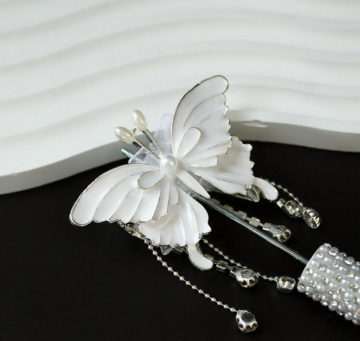 New 3D Three-dimensional Large Butterfly Tassel Spun Yarn Straight | Metal Rhinestone Bead for DIY Jewelry & Bracelet Craft