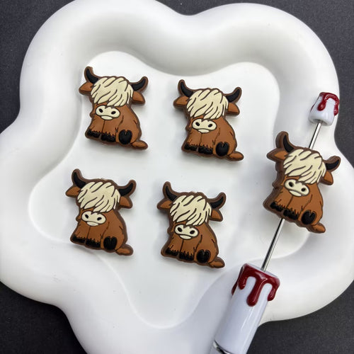Cute Brown Highland Cow Silicone Focal Beads – Farmhouse Style Beads for | Silicone Focal Bead for DIY Keychain & Pen Wrap