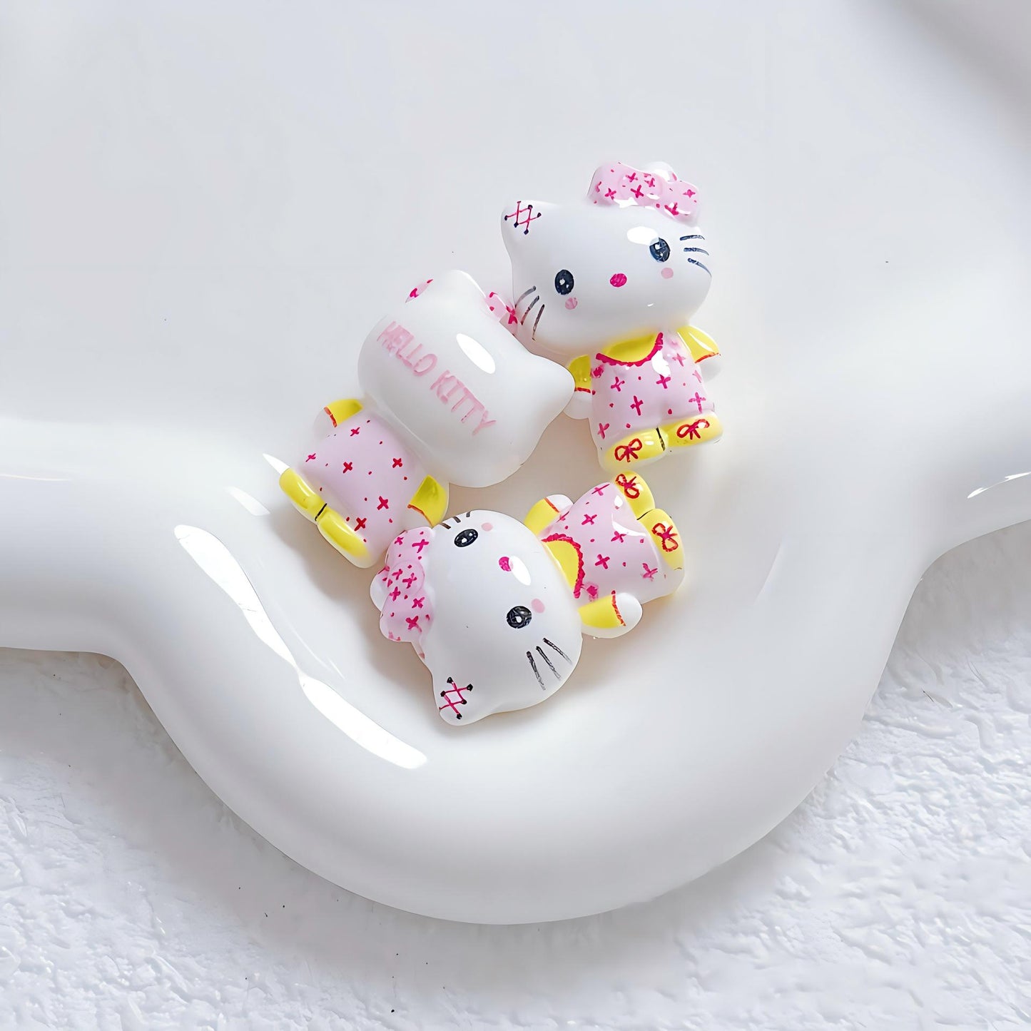 Kawaii Cartoon Kitty Silicone Focal Beads - Suntanned & Classic | Acrylic Bead for DIY Bracelet Keychain Jewelry Making