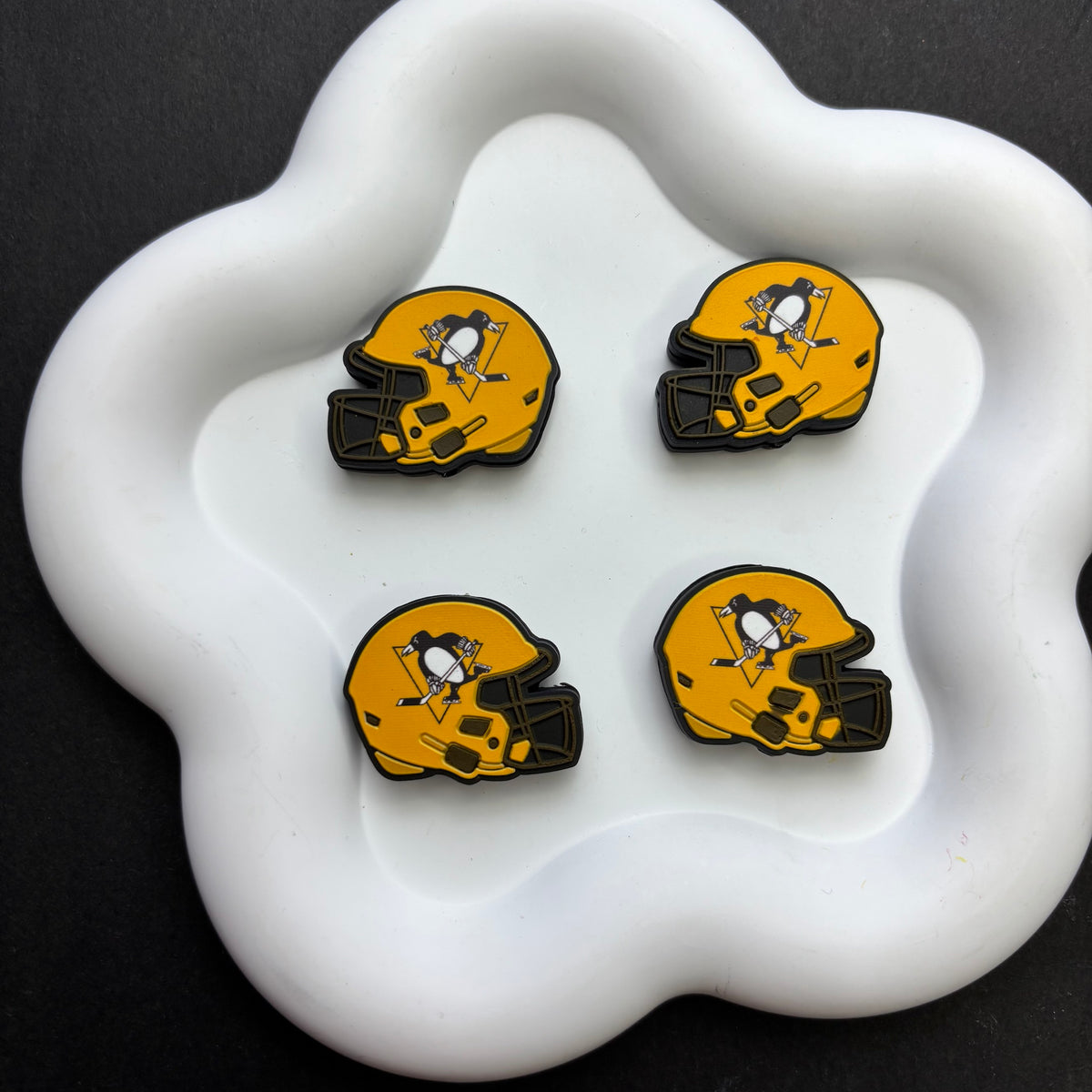 NHL Team Helmet Silicone Focal Beads | 3D Sports Team Logo Helmet Beads for DIY Beadable Pens, Keychains, Lanyards | Gifts for Ice Hockey Fans & Crafters