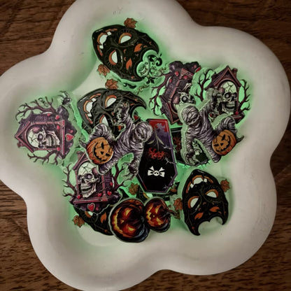 Glow in the Dark Halloween Focal Beads, Spooky Mummy & Skull Acrylic Beads for DIY Beadable Pens & Keychains