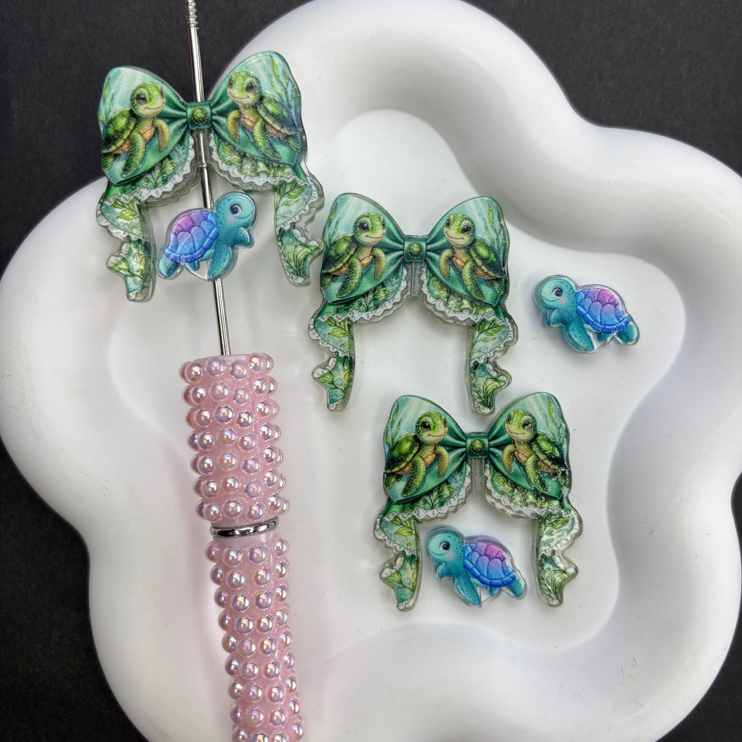 Enchanted Ocean Ribbon Bow & Sea Life Acrylic Focal Beads, Starfish Turtle Shell Seahorse Large Hole Loose Beads for Beadable Pens, Keychains & DIY Jewelry