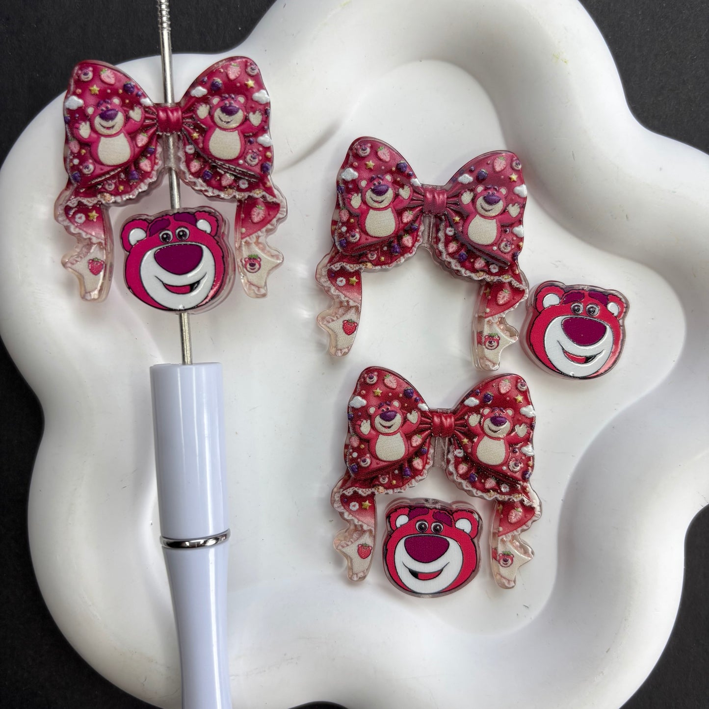 Strawberry Bear Bow Focal Beads Pink Cartoon Bear Acrylic Beads for Beadable Pens DIY Jewelry Making