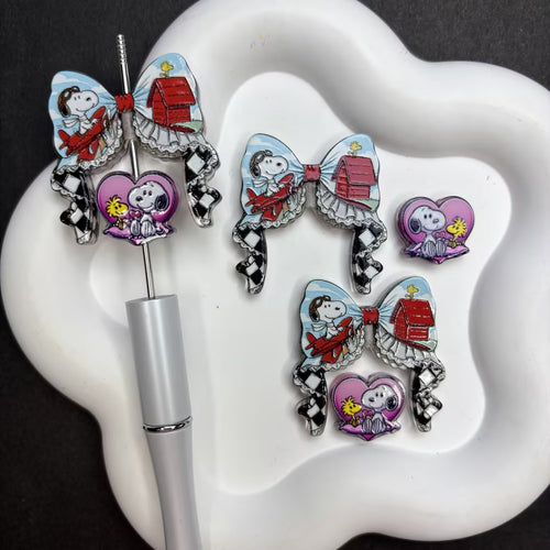 Retro Flying Beagle & Red Doghouse Bow Diamond Painting Accessories Set | Acrylic Pen Topper & Heart Cover Minder