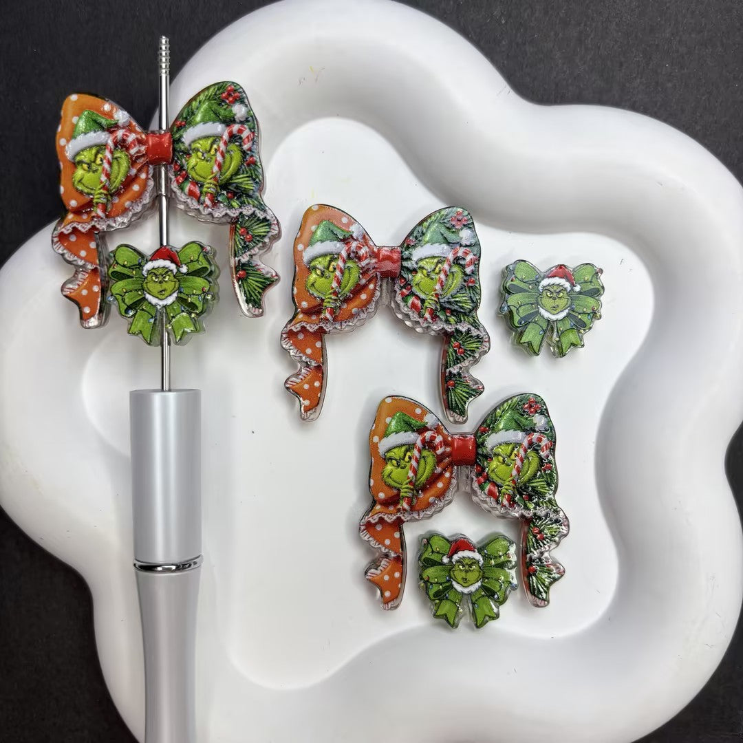 Mischievous Green Monster Holiday Bow Diamond Painting Accessories Set | Acrylic Pen Topper & Cover Minder Collection