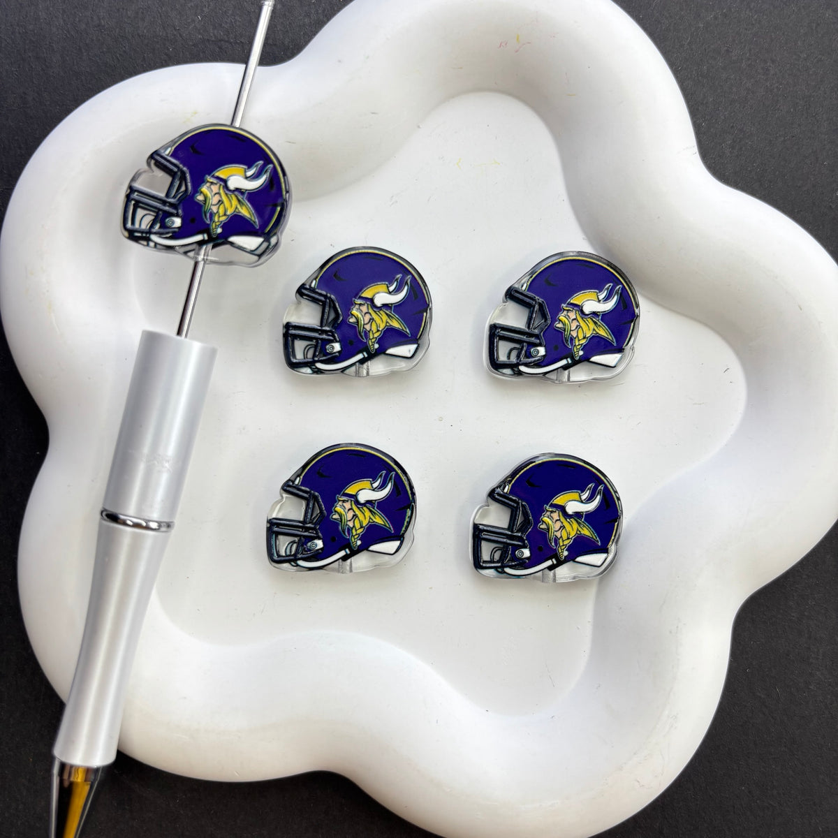 Football Helmet Acrylic Focal Beads for Beadable Pens, Printed Sports Helmet Beads for DIY Keychain, Pen Making & Craft Supplies