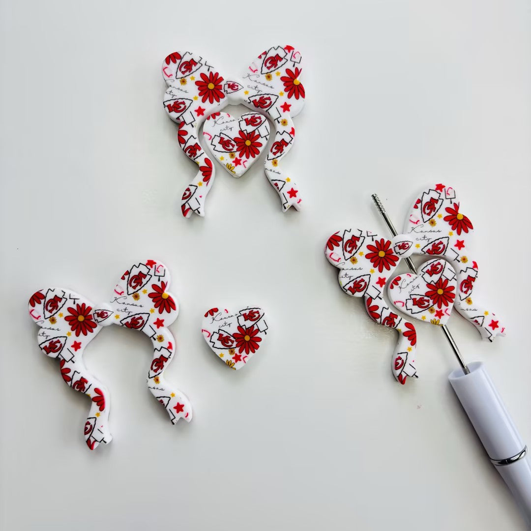 2-Piece Sports Bow & Heart Silicone Focal Beads Set – Game Day Hollow Ribbon Bow with Heart Beads for Beadable Pens, Keychains & Wristlets