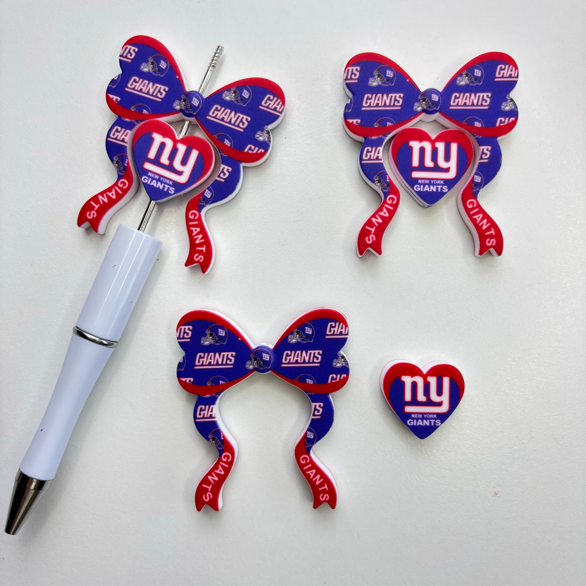 Game Day Football Bow Silicone Focal Beads – Soft Food-Grade Sports Team Color Charms for Beadable Pens & Keychain DIY Crafts