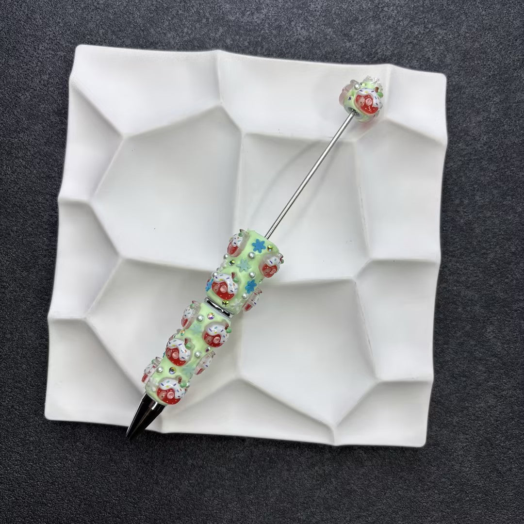 Christmas Theme DIY Beadable Pens with 3D Resin Rhinestone Grip – Festive Santa, Snowman & Reindeer Metal Ballpoint Pens for Holiday Gifts & Crafts