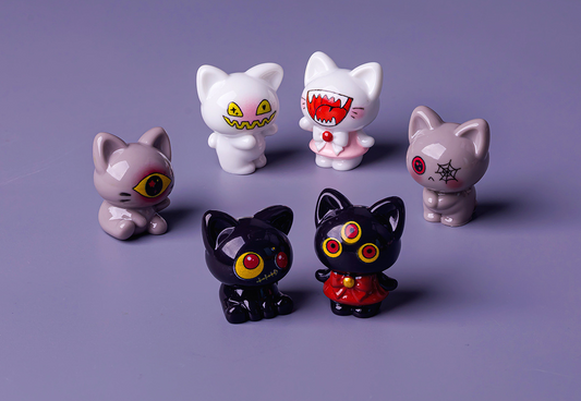 Creepy Cute Monster Cat Miniature Statues Set, Dark Goth Spooky Kitten Resin Figures, Halloween Office Desk Decor, Car Dashboard & Collector Gift