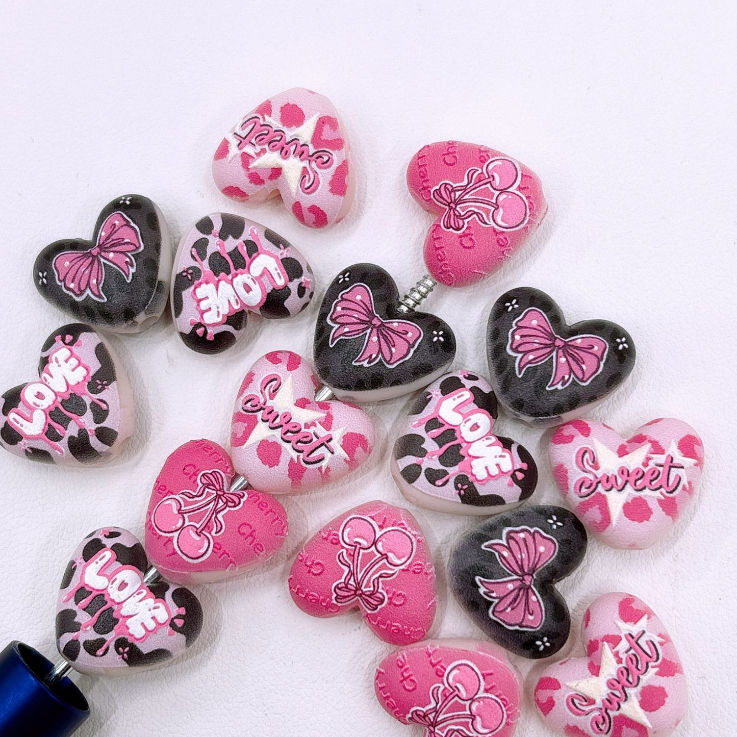 16mm Painted Double-Sided Printed Valentine's Day Heart-Shaped Straight-Hole Beaded Set