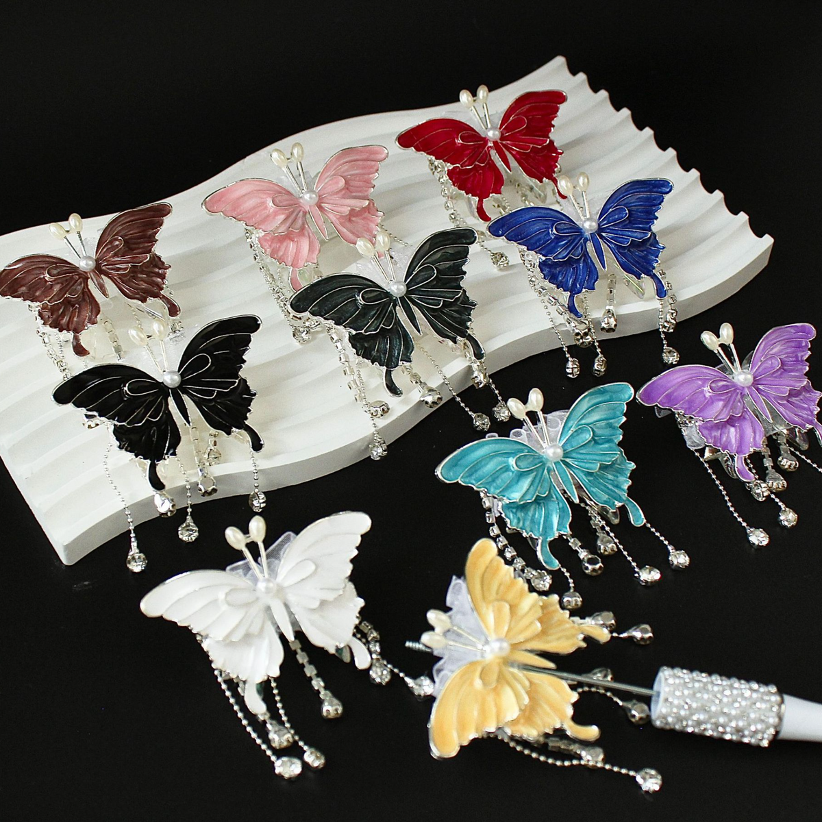 New 3D Three-dimensional Large Butterfly Tassel Spun Yarn Straight | Metal Rhinestone Bead for DIY Jewelry & Bracelet Craft