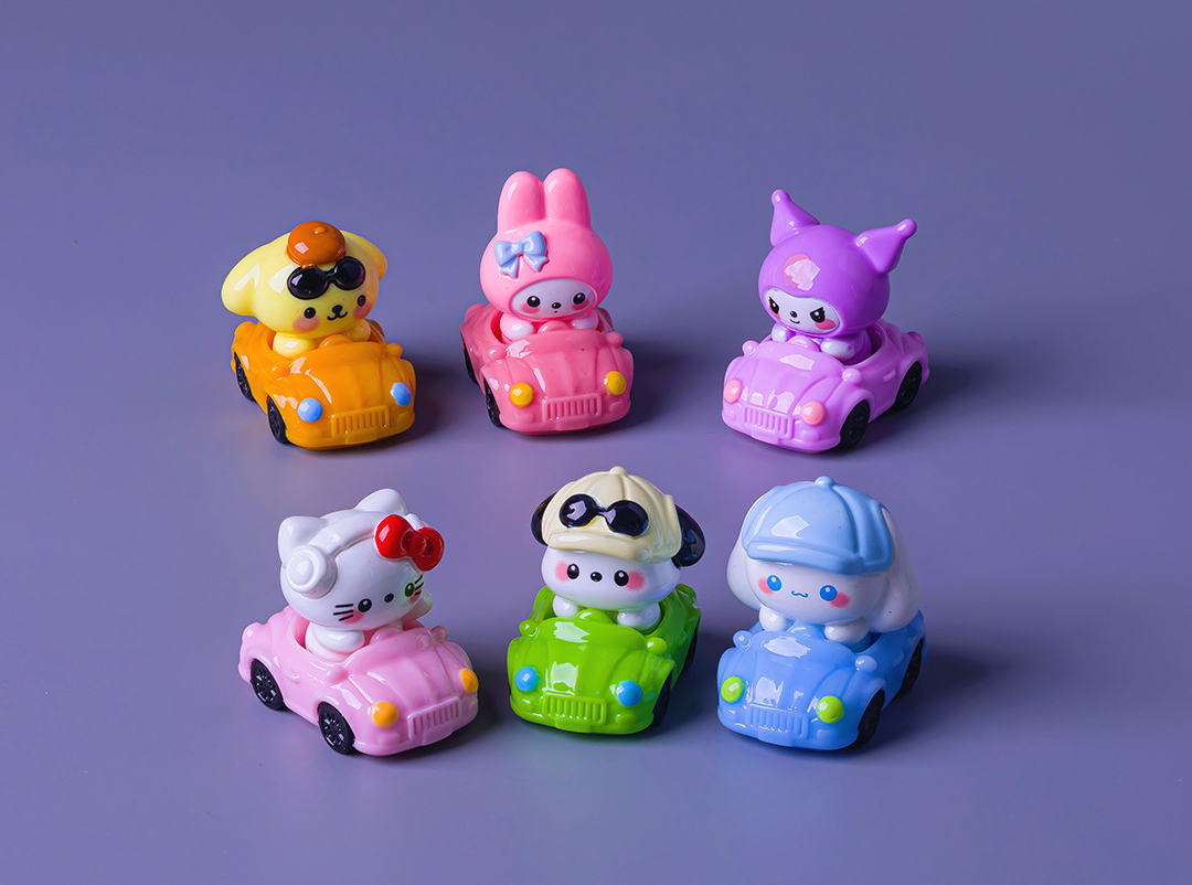 Kawaii Cartoon Animals Driving Convertible Car Miniature Figures Set, 3D Resin Micro Racer Dolls for Car Dashboard, Office Desk Decor, Bookshelf & Collector Gift